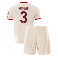 Camisa de Futebol Bayern Munich Kim Min-jae #3 Equipamento Alternativo Infantil 2024-25 Manga Curta (+ Calças curtas)